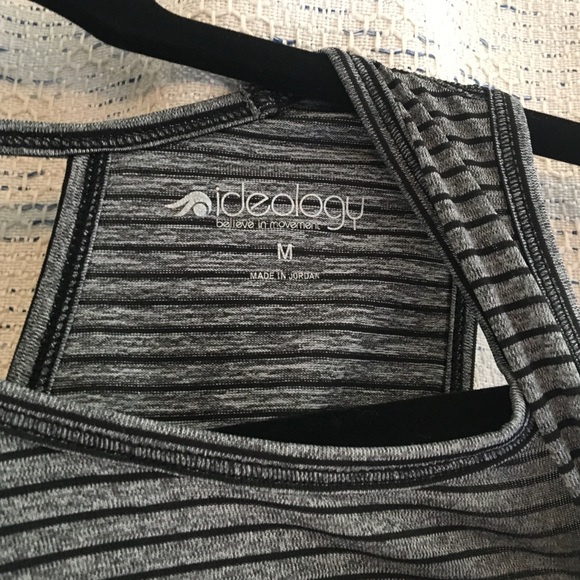 Ideology Workout Top - Picture 3 of 3